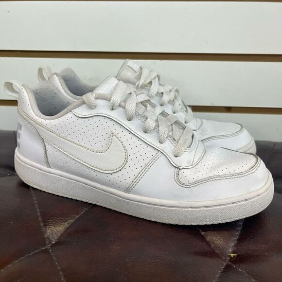 Nike White Athletic Shoes - Size 6.5Y Youth 839985-100 - Picture 1 of 9